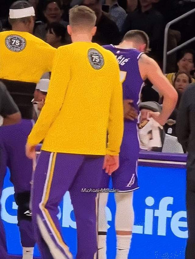 必发官网-东契奇退赛怒踢广告牌，湖人险胜76人：里夫斯居然带的动詹姆斯