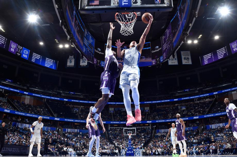 必发下载-班凯罗30+9+7德罗赞31+11 魔术主场力克国王